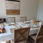 Le Charme Des Bastides 3* Castelnau-de-Montmiral