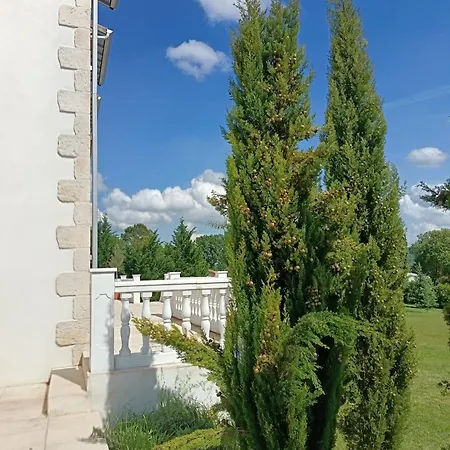 Bed and Breakfast Le Charme Des Bastides
