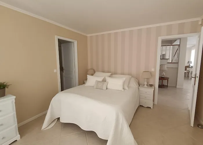 Le Charme Des Bastides Castelnau-de-Montmiral