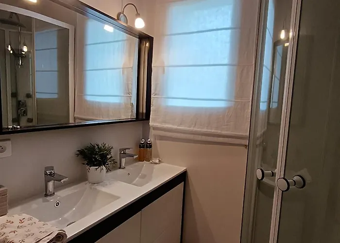 Le Charme Des Bastides Frühstückspension Castelnau-de-Montmiral