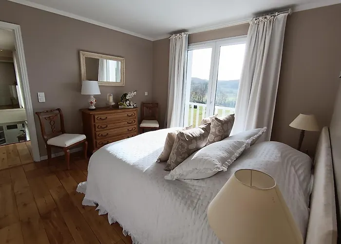 Le Charme Des Bastides Frühstückspension Castelnau-de-Montmiral