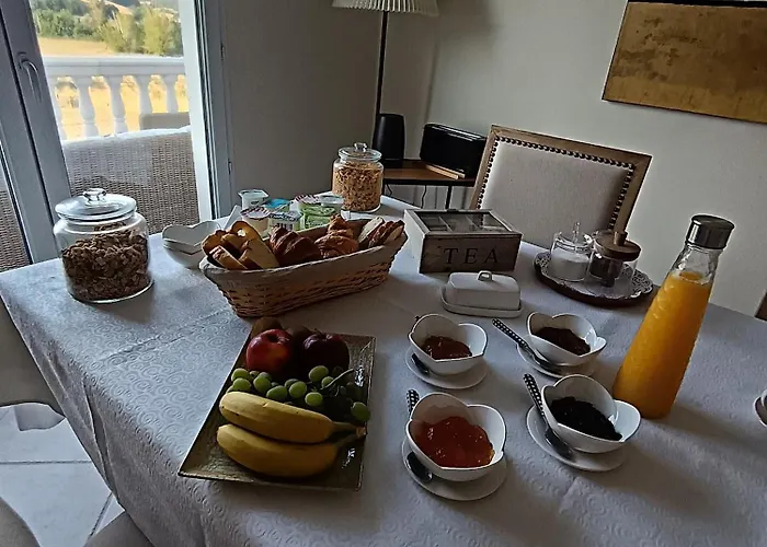 Le Charme Des Bastides 3* Castelnau-de-Montmiral