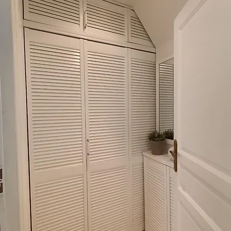 Le Charme Des Bastides Bed and Breakfast 3*